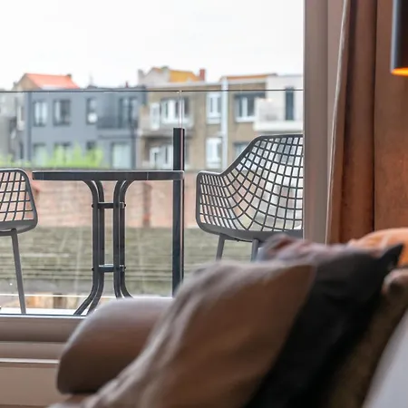 아파트 Cozy Coastal In 2br, Terrace & Garage *