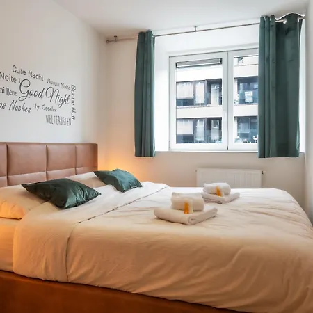아파트 Cozy Coastal In 2br, Terrace & Garage *