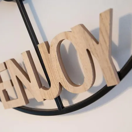 Cozy Coastal In 2br, Terrace & Garage 오스텐드
